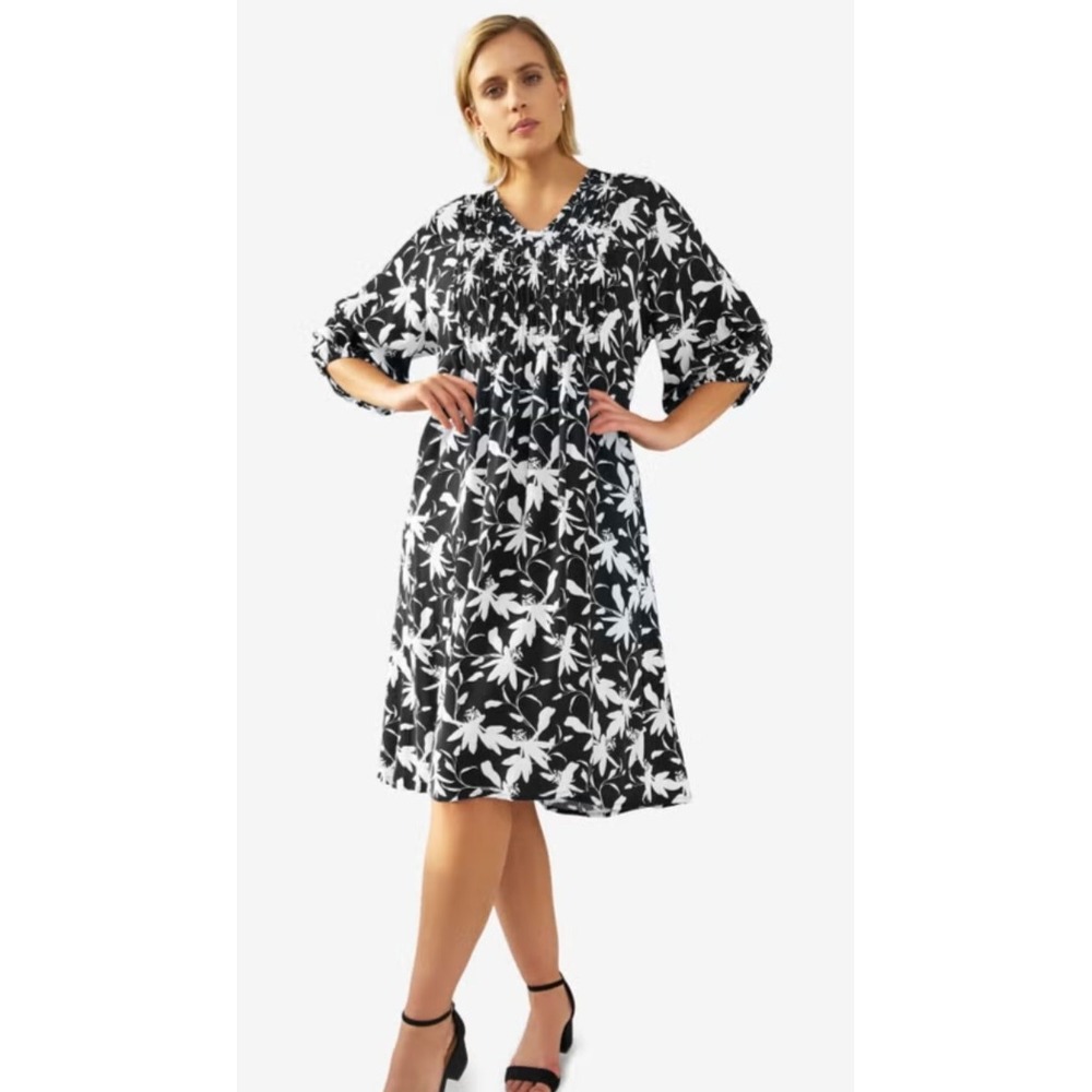 Ellos Womens V-Neck A-line Modi Dress 1X Smocked Bodice Black White Floral Party